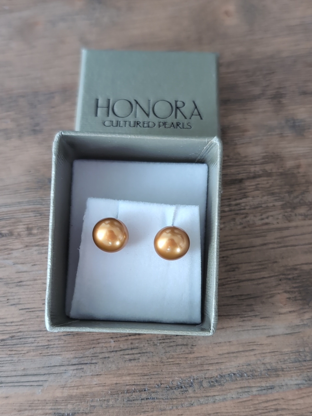 New Bronze Cultured Pearl Earrings 8mm